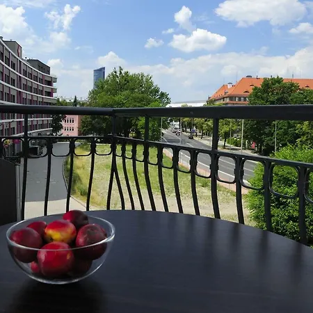 Sleep Well Wroclavia / Dyrekcyjna * Breslau