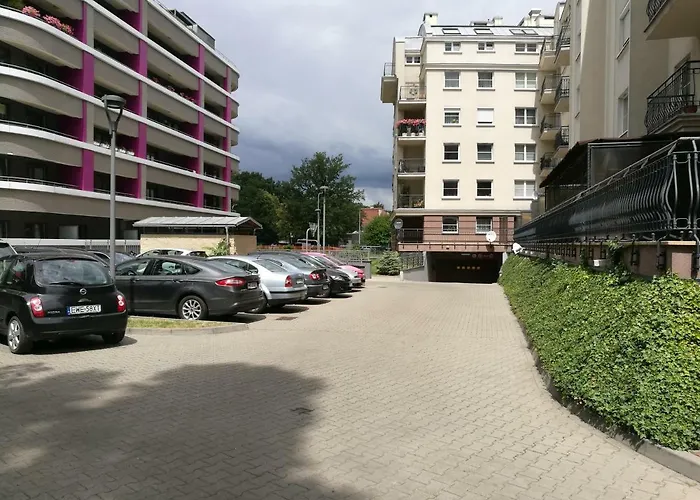 Sleep Well Wroclavia / Dyrekcyjna Apartment *